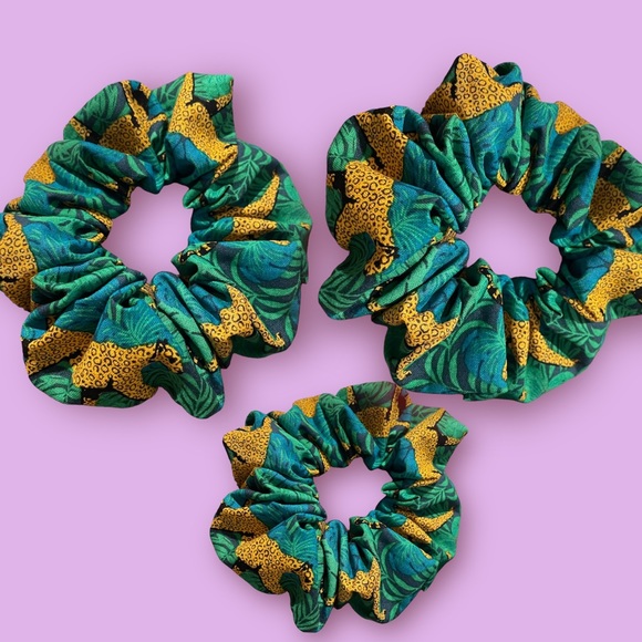 Scrunchie cheetah - Picture 4 of 4